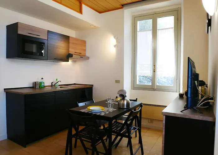 La Riva Perledo